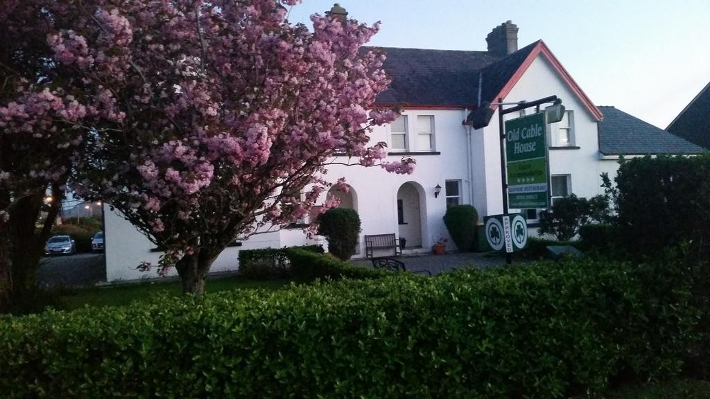 The Old Cable Historic House & Seafood Restaurant Hotel Waterville Bagian luar foto